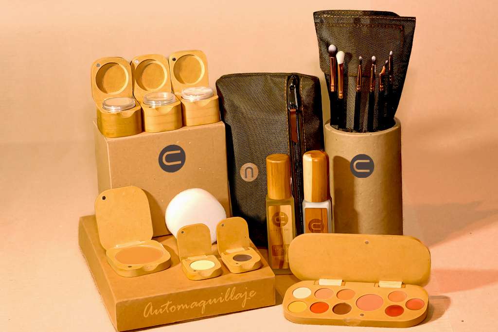 Segunda opción de kit automaquillaje. Opción 2: $790.000